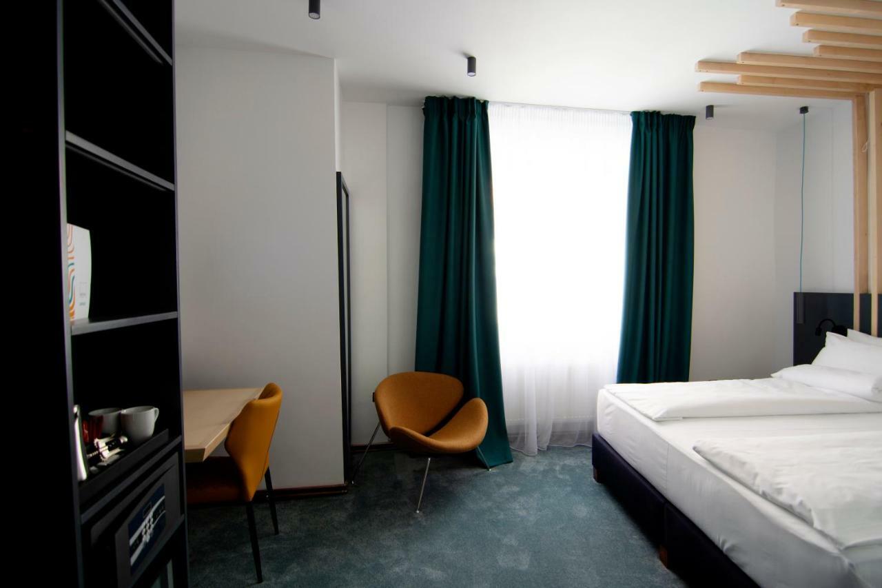 Kleines Hotel Sibiu Extérieur photo