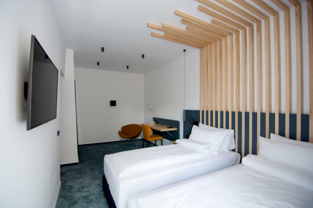 Kleines Hotel Sibiu Extérieur photo