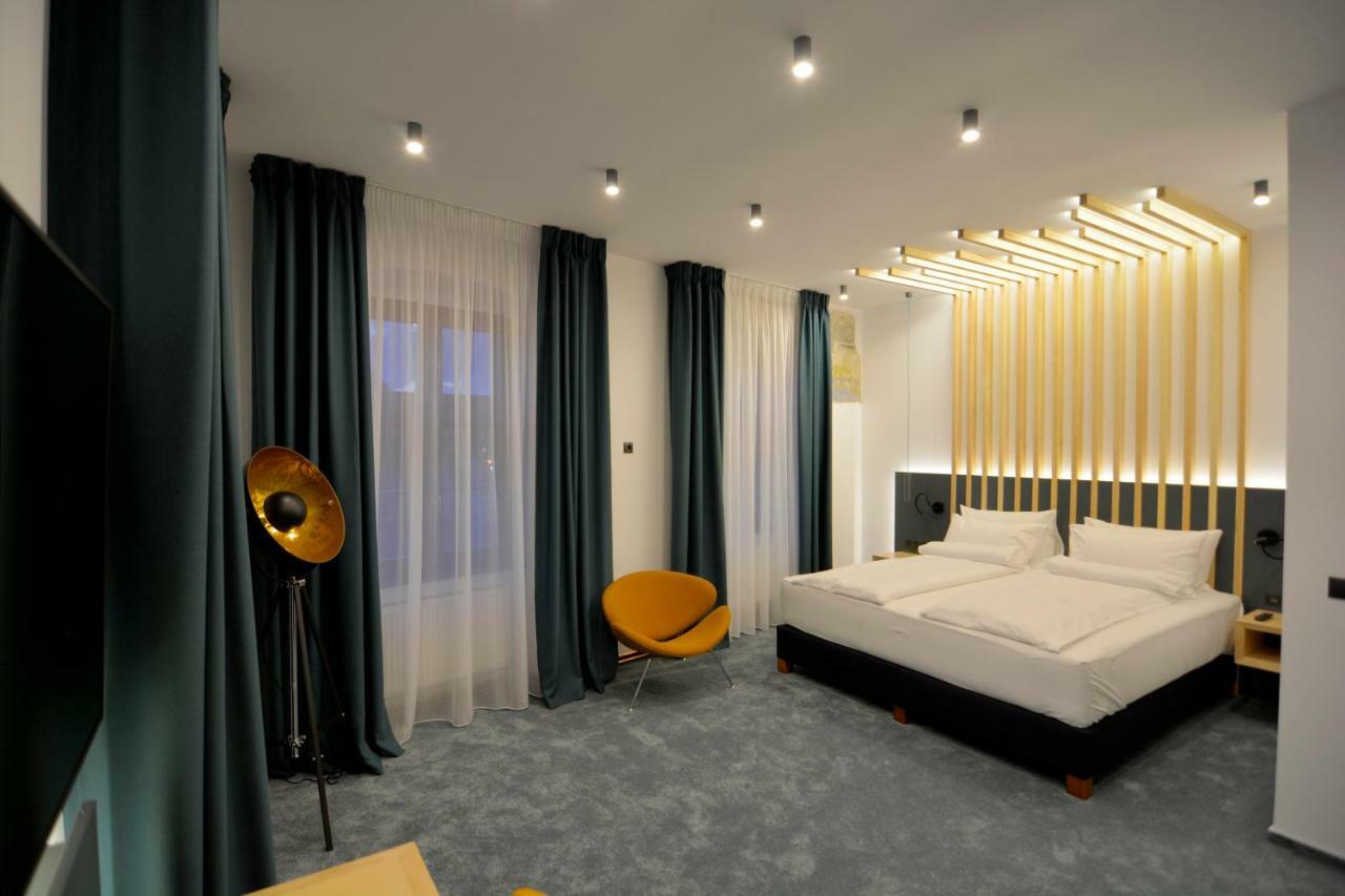 Kleines Hotel Sibiu Extérieur photo