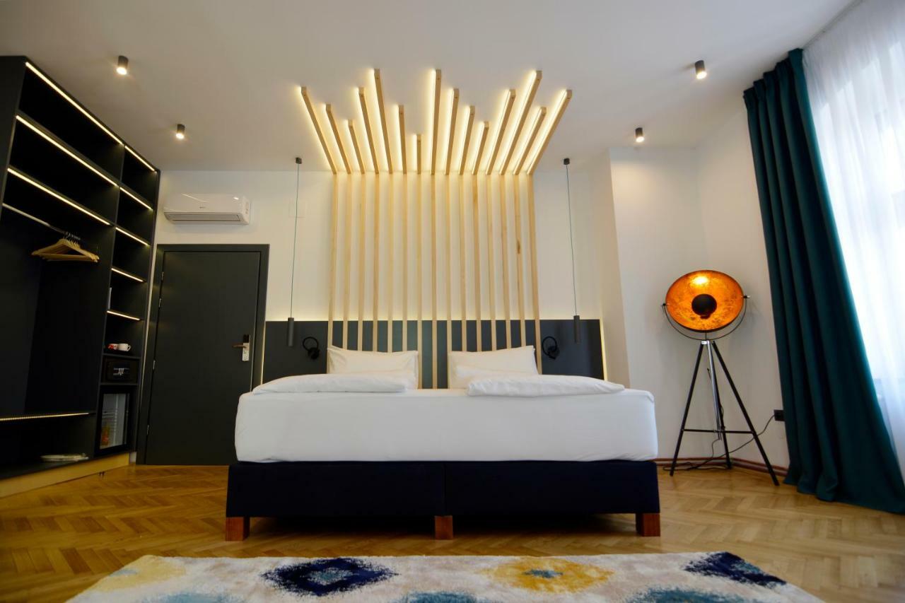 Kleines Hotel Sibiu Extérieur photo