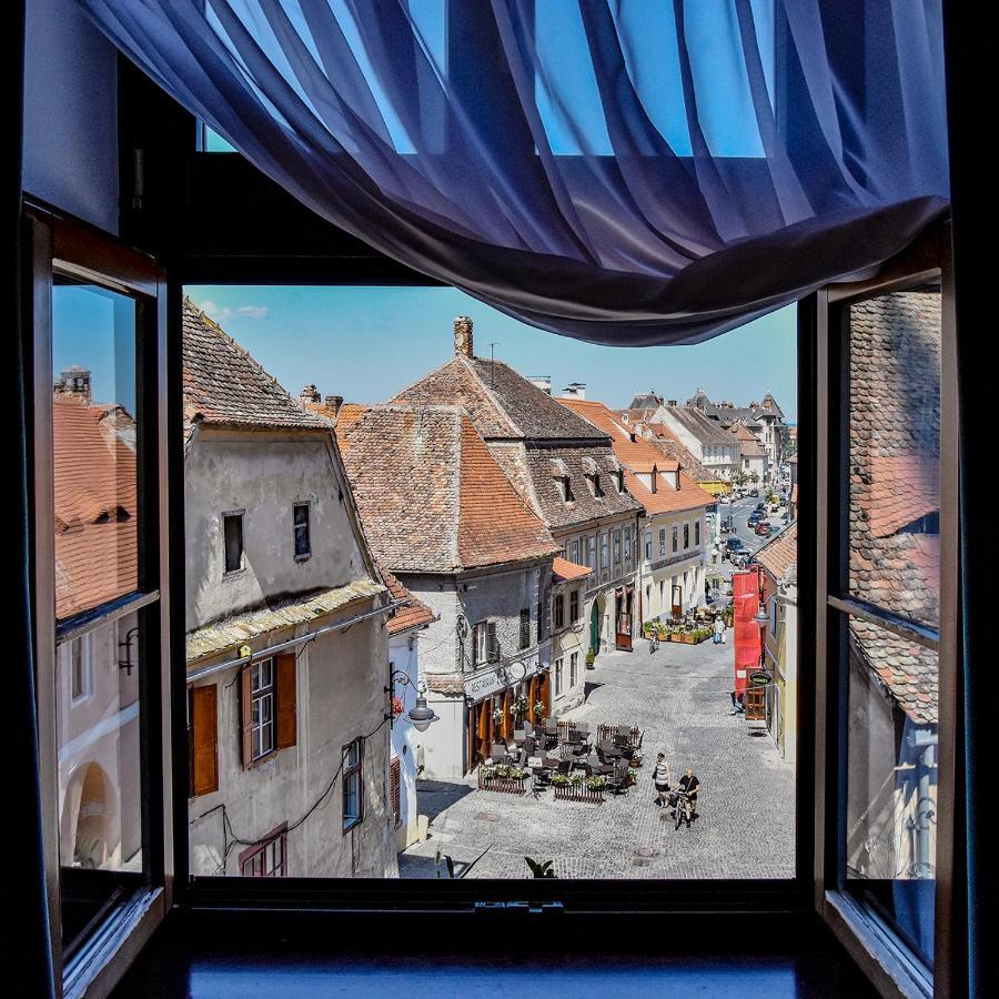 Kleines Hotel Sibiu Extérieur photo