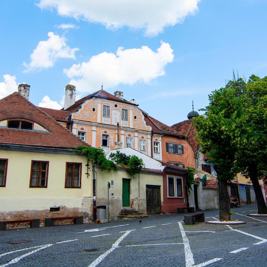 Kleines Hotel Sibiu Extérieur photo